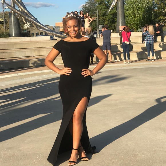 Gorgeous ASOS black backless dress size 6 - Picture 2 of 8